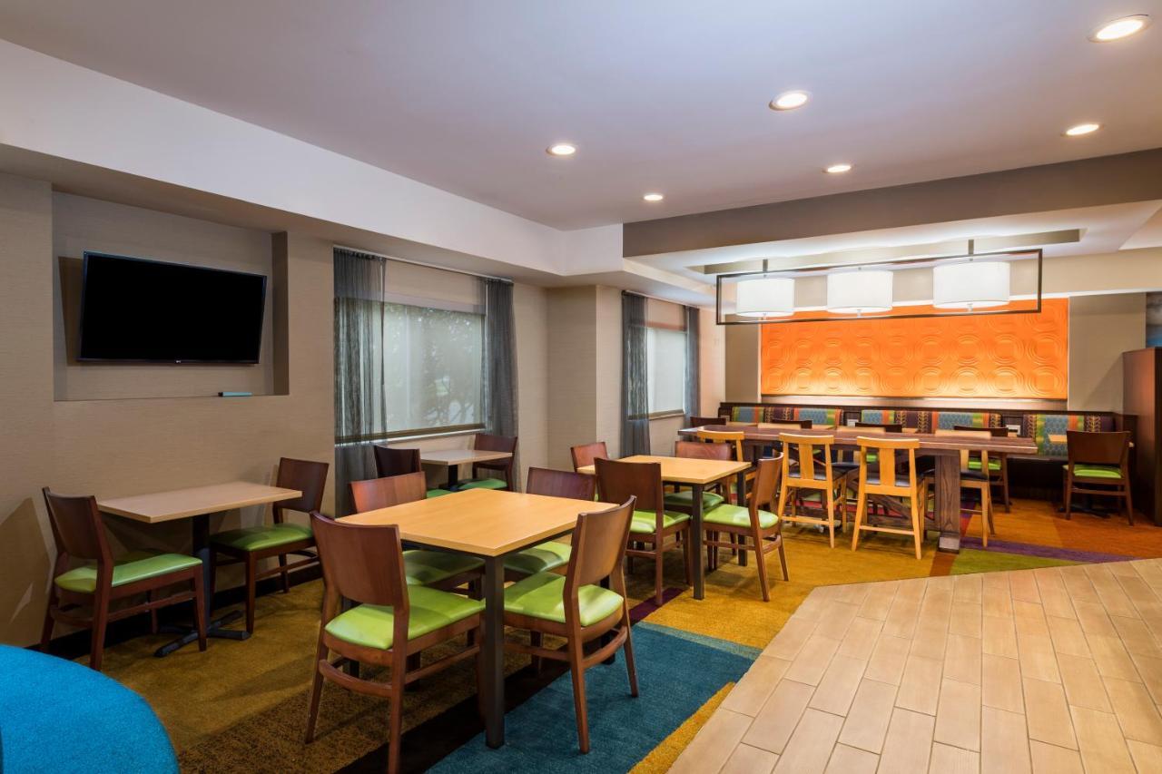 פינלס פארק Fairfield Inn And Suites St Petersburg Clearwater מראה חיצוני תמונה